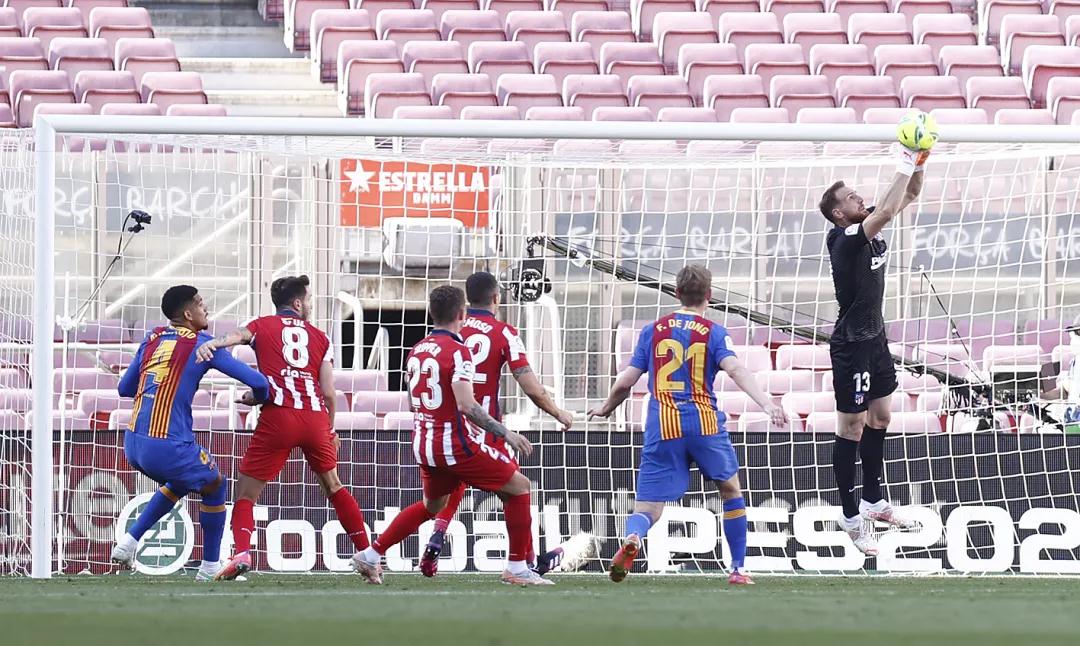 مباراة ريال مدريد وليفربول سوريا لايفمواجهة أسطورية تنتظرها الجماهير