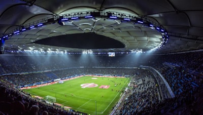 ريالمدريدضديوفنتوسمواجهةأسطوريةبينعمالقةالكرةالأوروبية