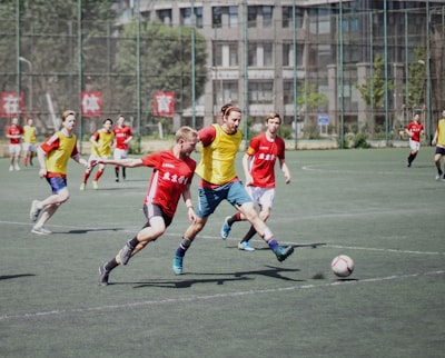 دوري أبطال أوروبا 2021بطولة مليئة بالمفاجآت والإثارة
